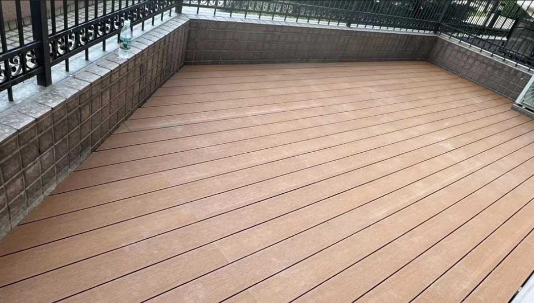 outdoor wpc deck flooring in Beirut